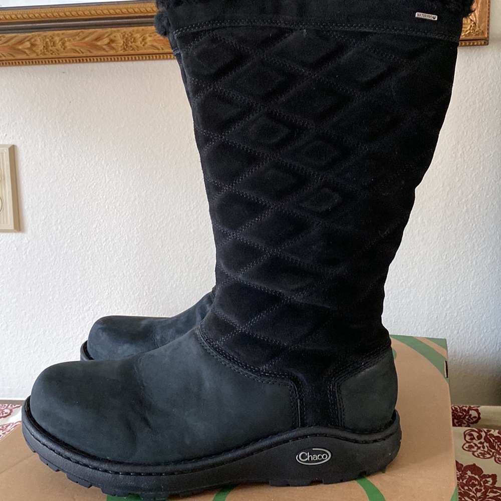 Chaco Arbora boots